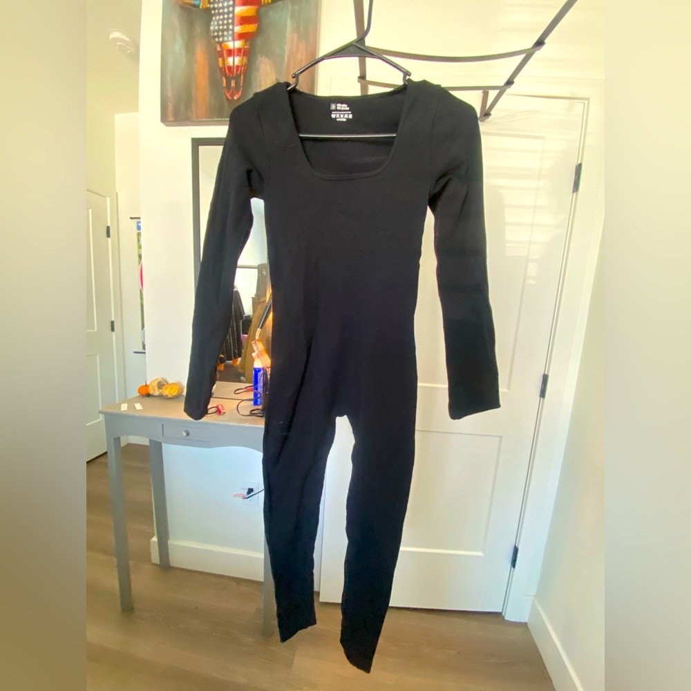 Women's Slim Black Long sleeve Jumpsuit (S)